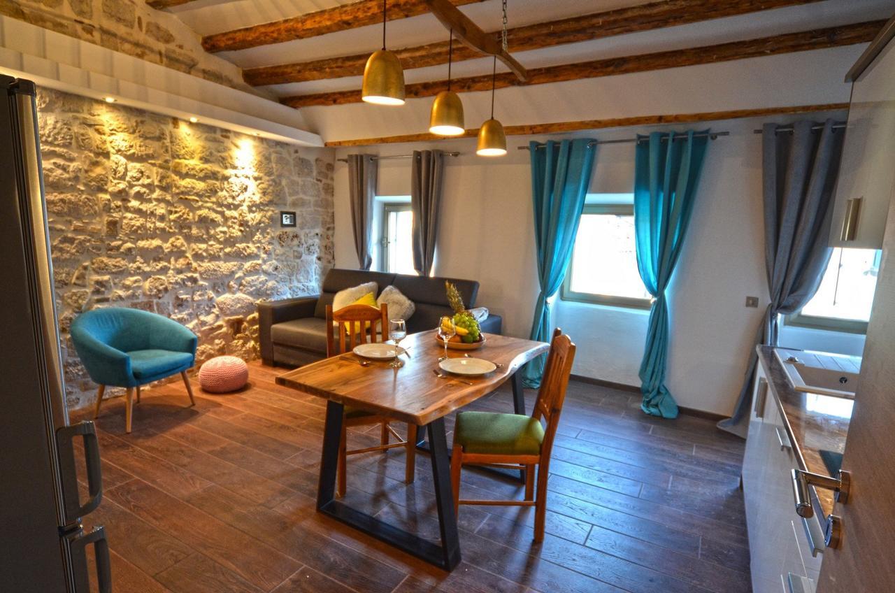 Noanna Apartment Ровінь Екстер'єр фото